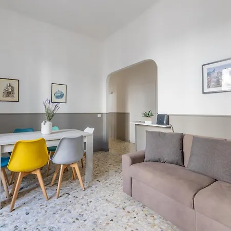 Vatican Stylish By Varental - Guardabassi Collection Lejlighed